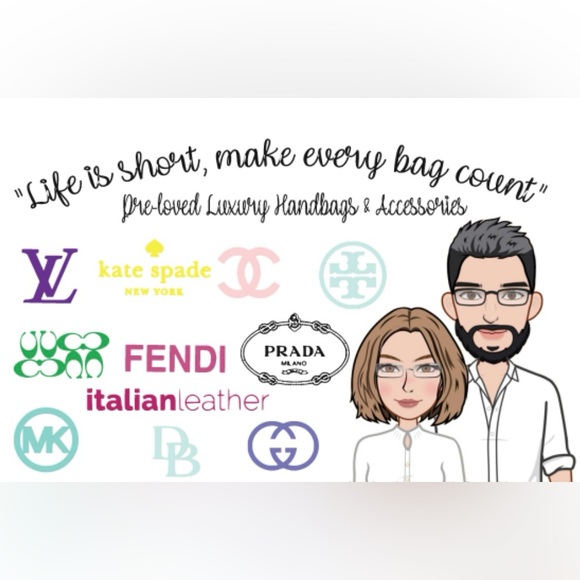 I’m Linda a collector, seller & buyer of pre-loved Luxury Handbags & accessories - Picture 3 of 3